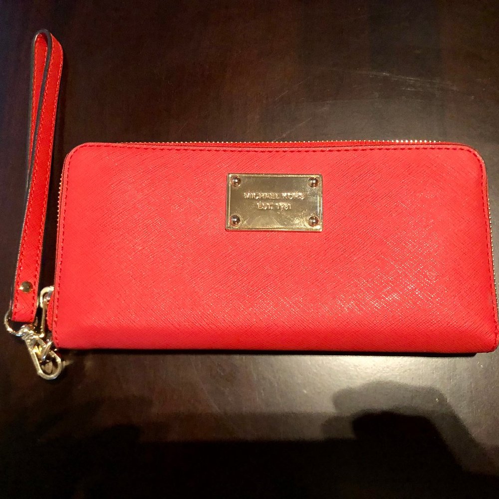 Michael Kors Wallet Mandarin - Never Used!